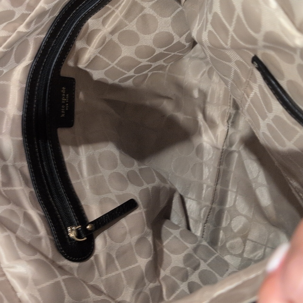 Kate Spade EUC Black Pebbled Leather Bag With gold Hardware - Picture 10 of 12